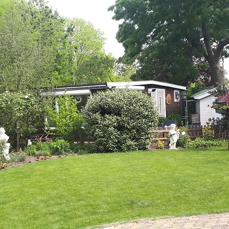 Bed And Breakfast Bij Hooisma Кампен Екстериор снимка